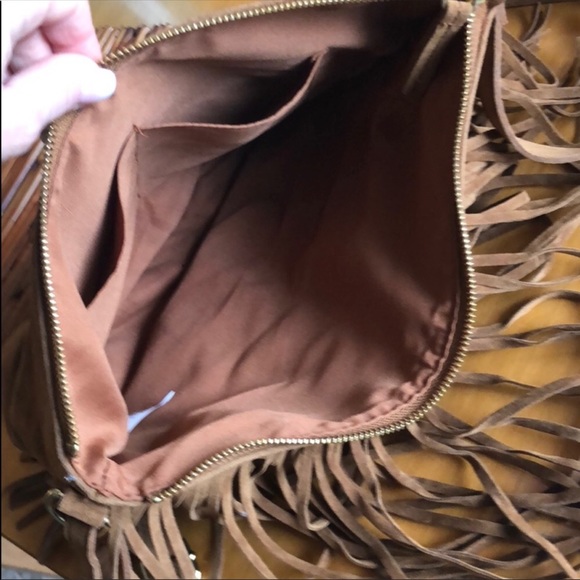 Boho inspired tan fringe crossbody purse - Picture 3 of 3